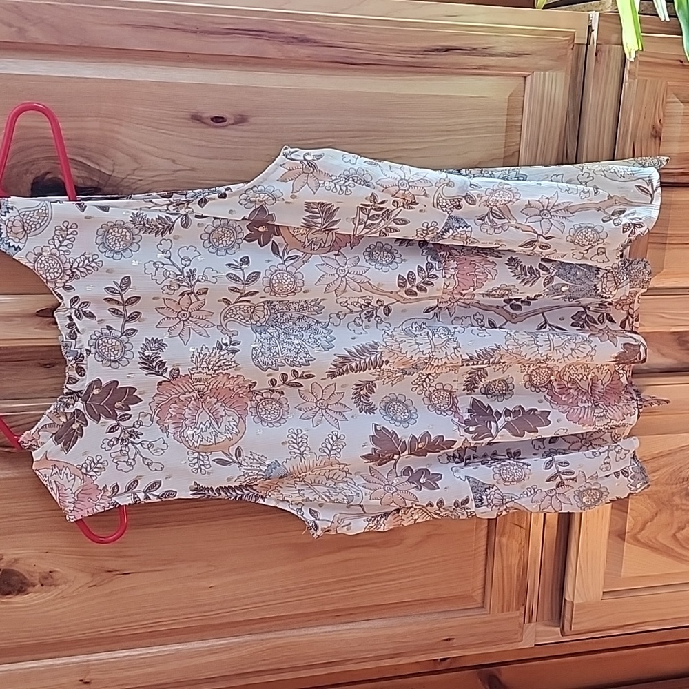 Sleeveless top